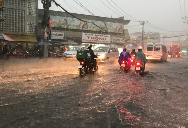 Anh: Sai Gon ngap nang sau nhieu ngay mua trai mua tam ta-Hinh-11